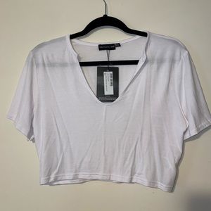 PRETTY LITTLE THING cropped tee